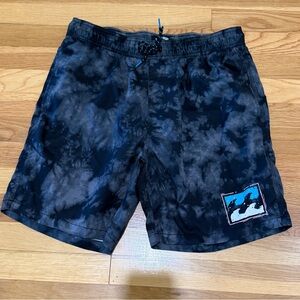 Billabong Sundays Airlite board shorts in Black Tie Dye